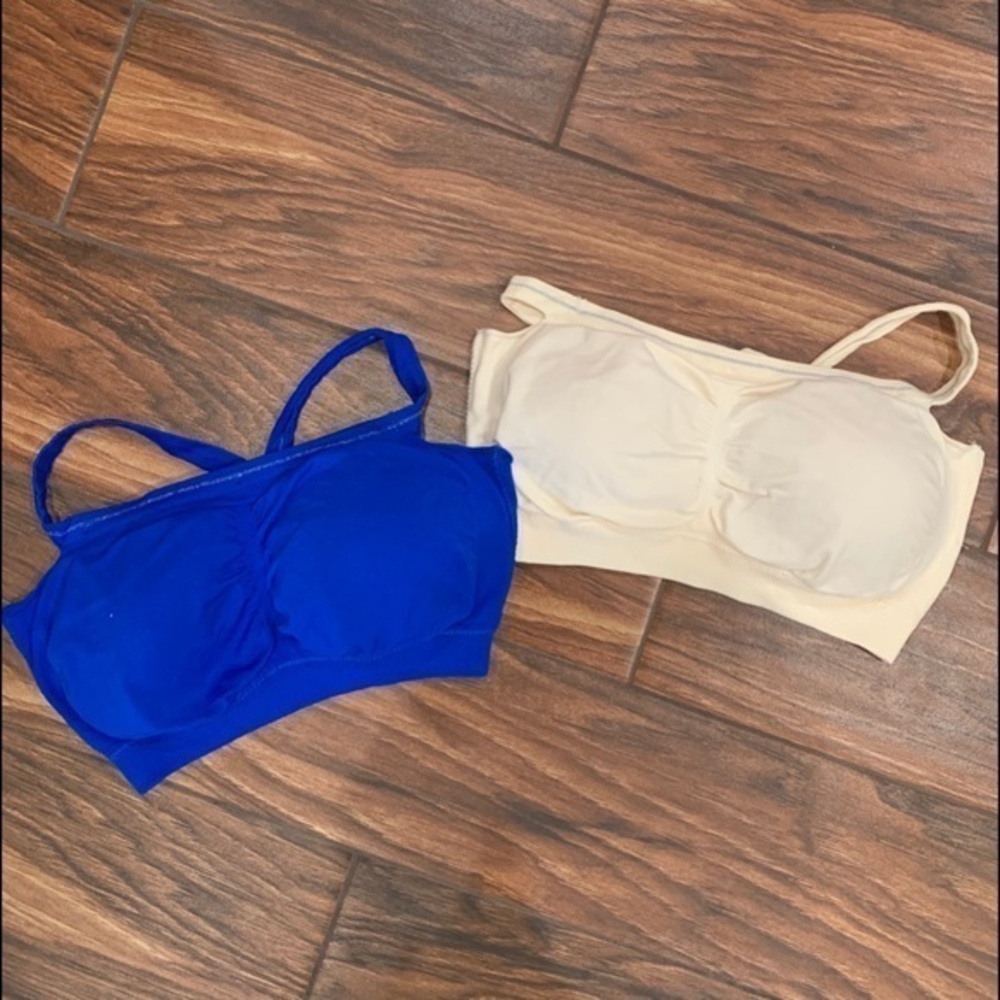 (2) Soft sport bras